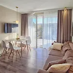 Holidayhomepl Bel Mare 305e Z Sypialnia I Z Balkonem Apartmán